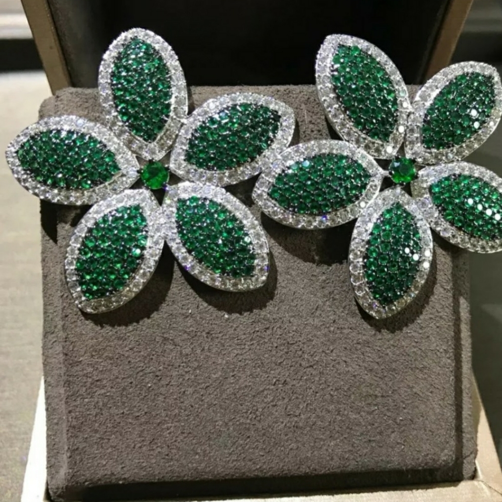 Earings